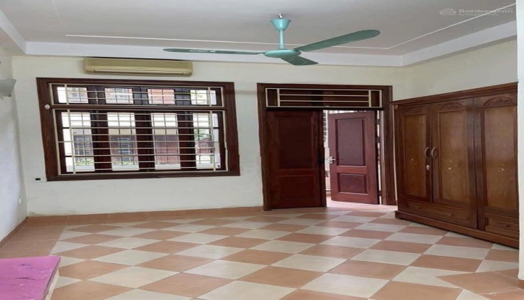 Cho thuê nhà ngõ ô tô 21 Lê Văn Lương, 4 tầng, 50m2, 4 ngủ, 15tr - KD online, VP, ở gia đình, nhóm
